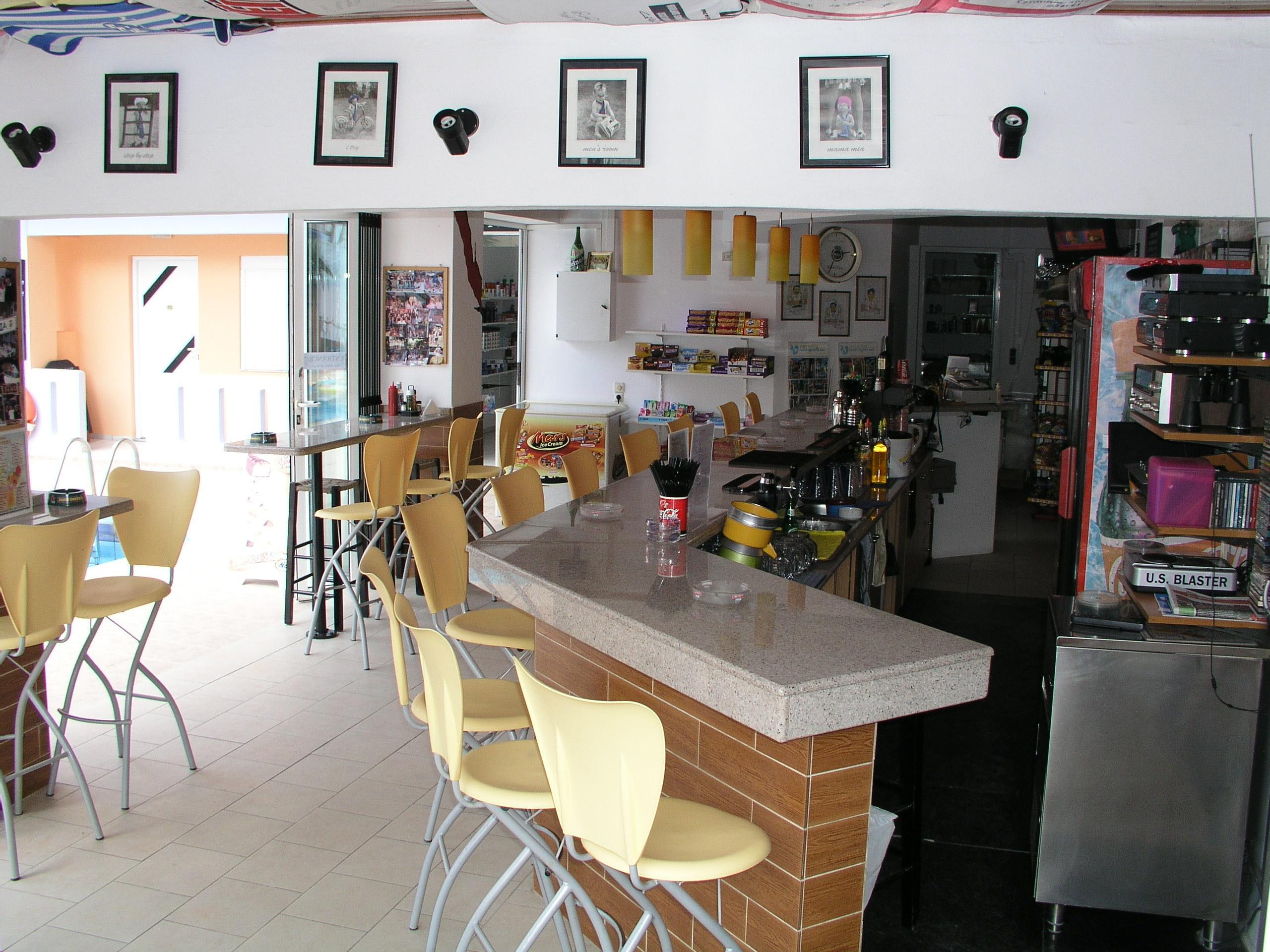 Happy Days Apart Otel Malia