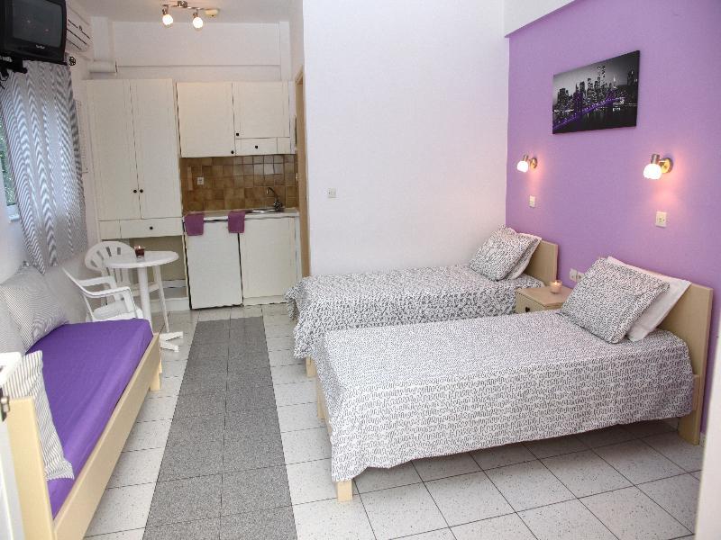Happy Days Apart Otel Malia